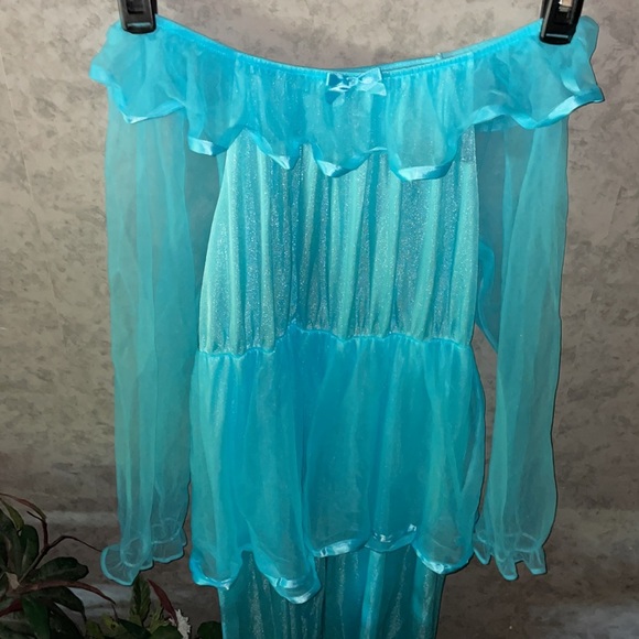 Big Girls Vintage 16 1/2 Aqua Blue Nylon One Piece Pantsuit - Picture 6 of 13